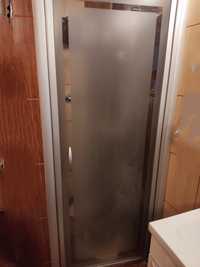 Drzwi do prysznica łazienkowe