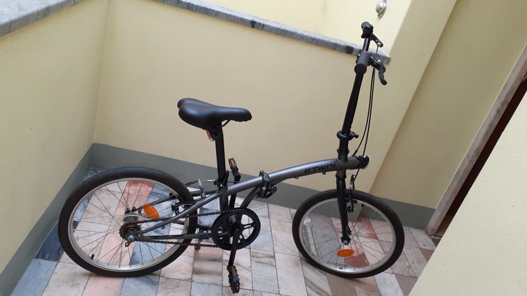 Bicicleta dobrável btwin com bolsa