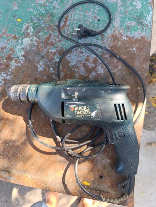 Продам  2 дрели ,рабочие.