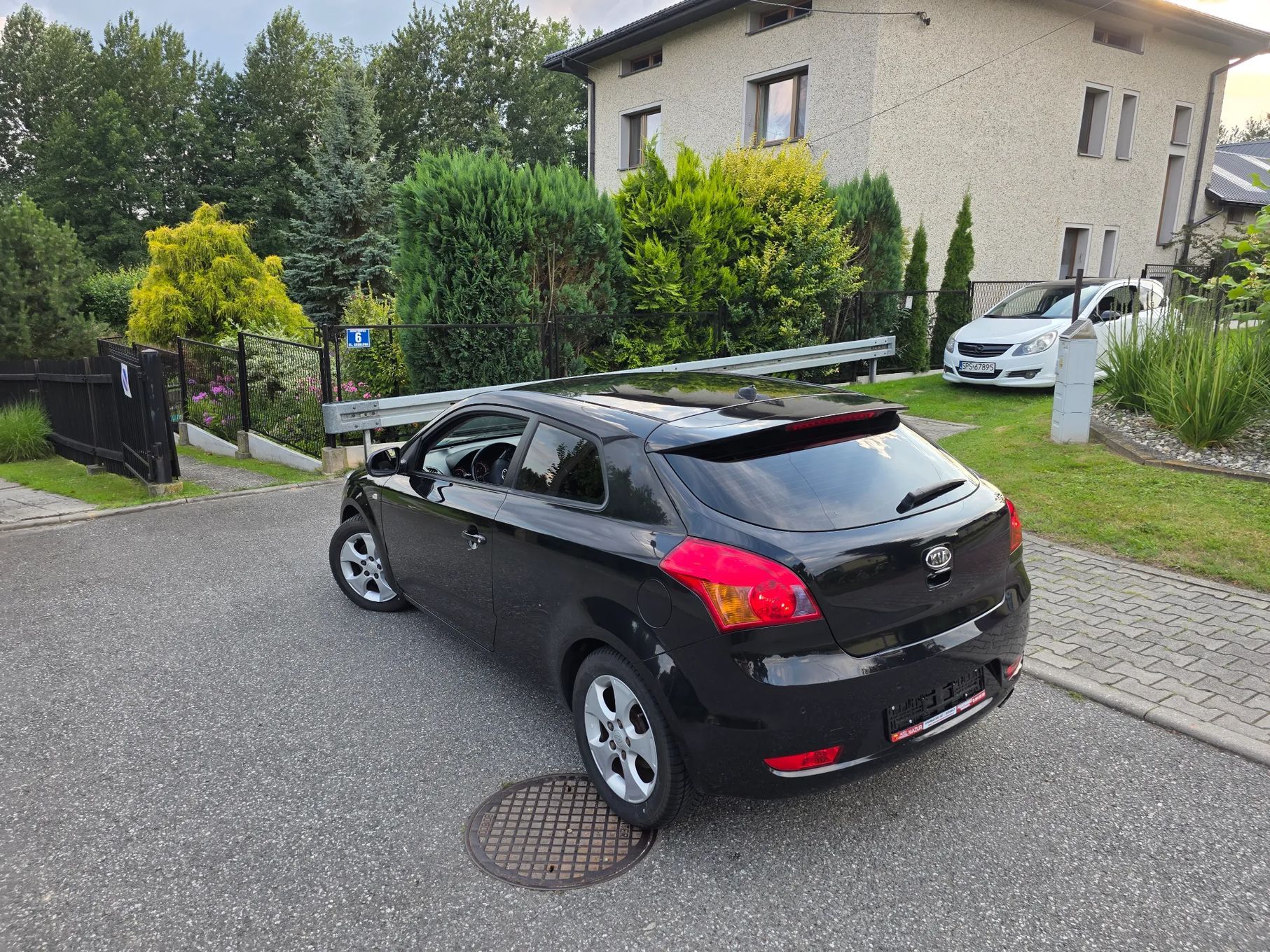 Kia ProCeed KIA ProCeed BARDZO ŁADNA I zadbana full opcja alufelgi 1,6 BENZYNA