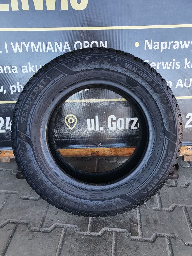 Opona zimowa 195/70/15C Semperit Van Grip 3