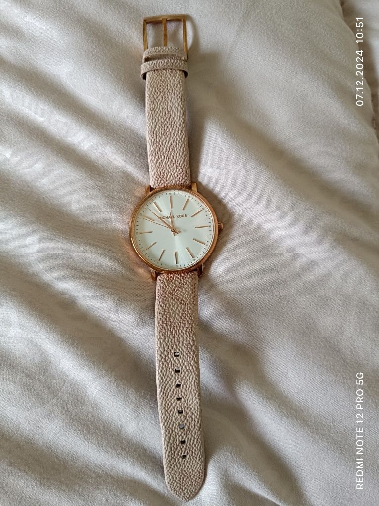 Часы Michael Kors