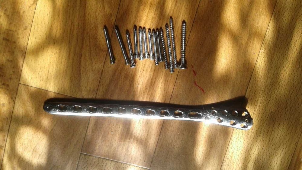 Пластина титановая медицинская