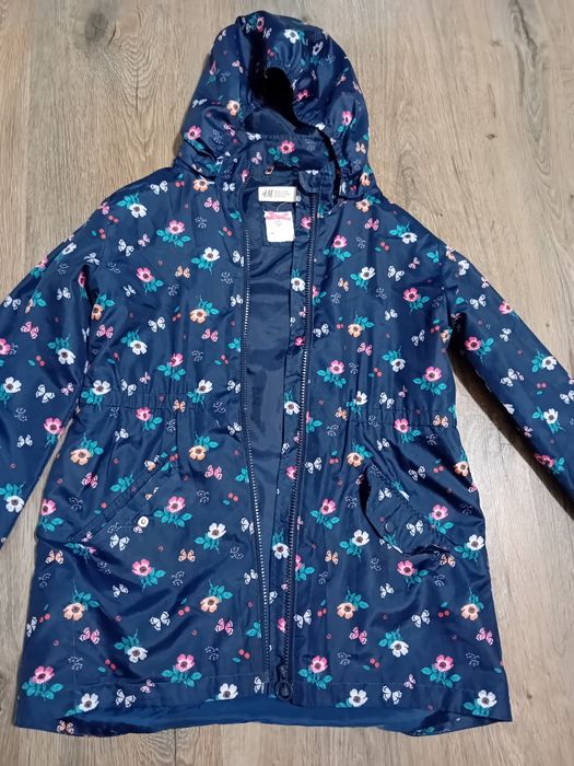 Вітрівка для дівчинки на 9-10 років