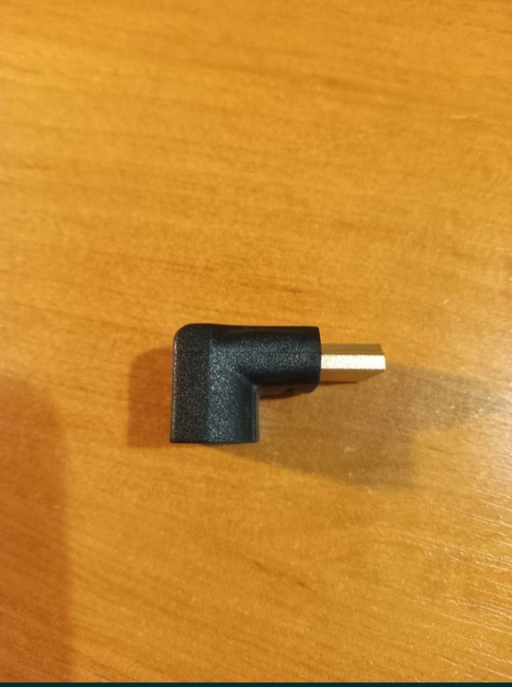 Переходник VENTION, HDMI-HDMI, под угол в 90 градусов..