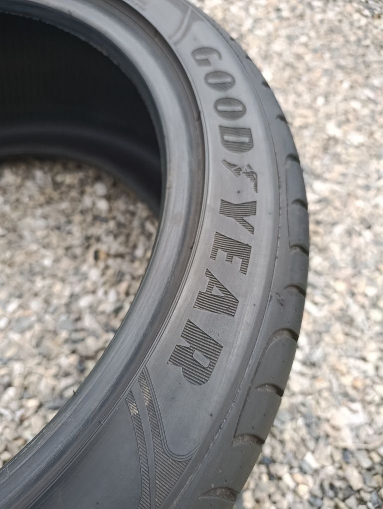 255/40/17 Goodyear Eagle F1 16r