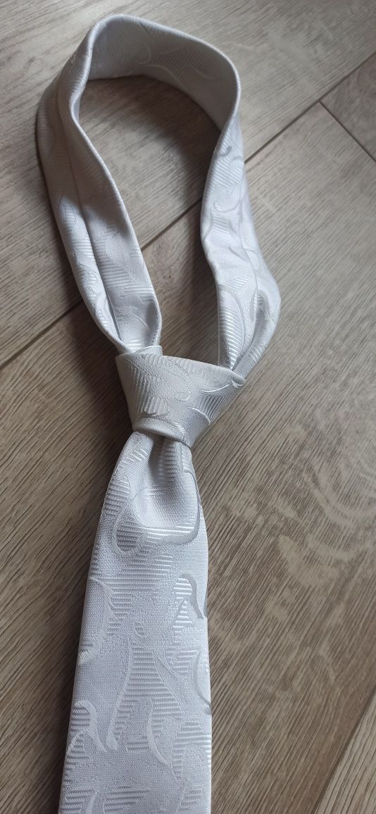 Krawat ślubny vernon biały we wzorek
