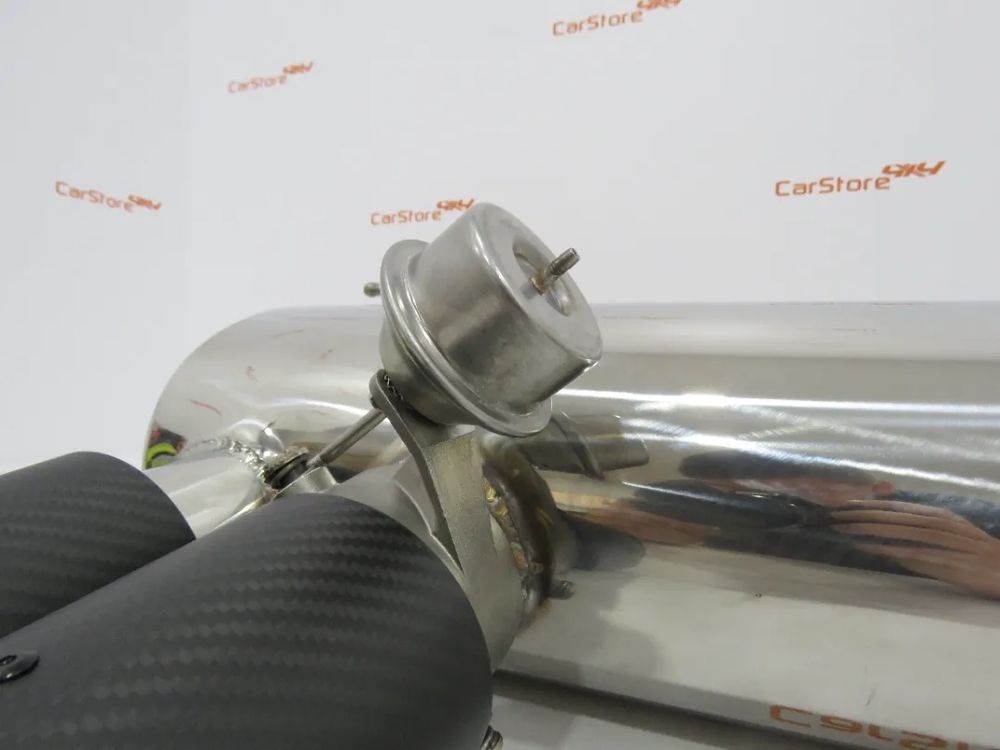 Escape Armytrix Bmw F82 / F83 M4  Competition com ponteiras em carbono