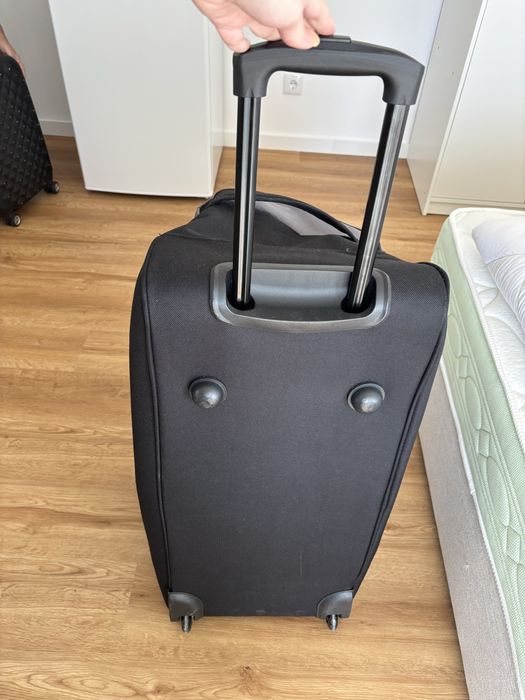 Mala 23kg - Sharper Image