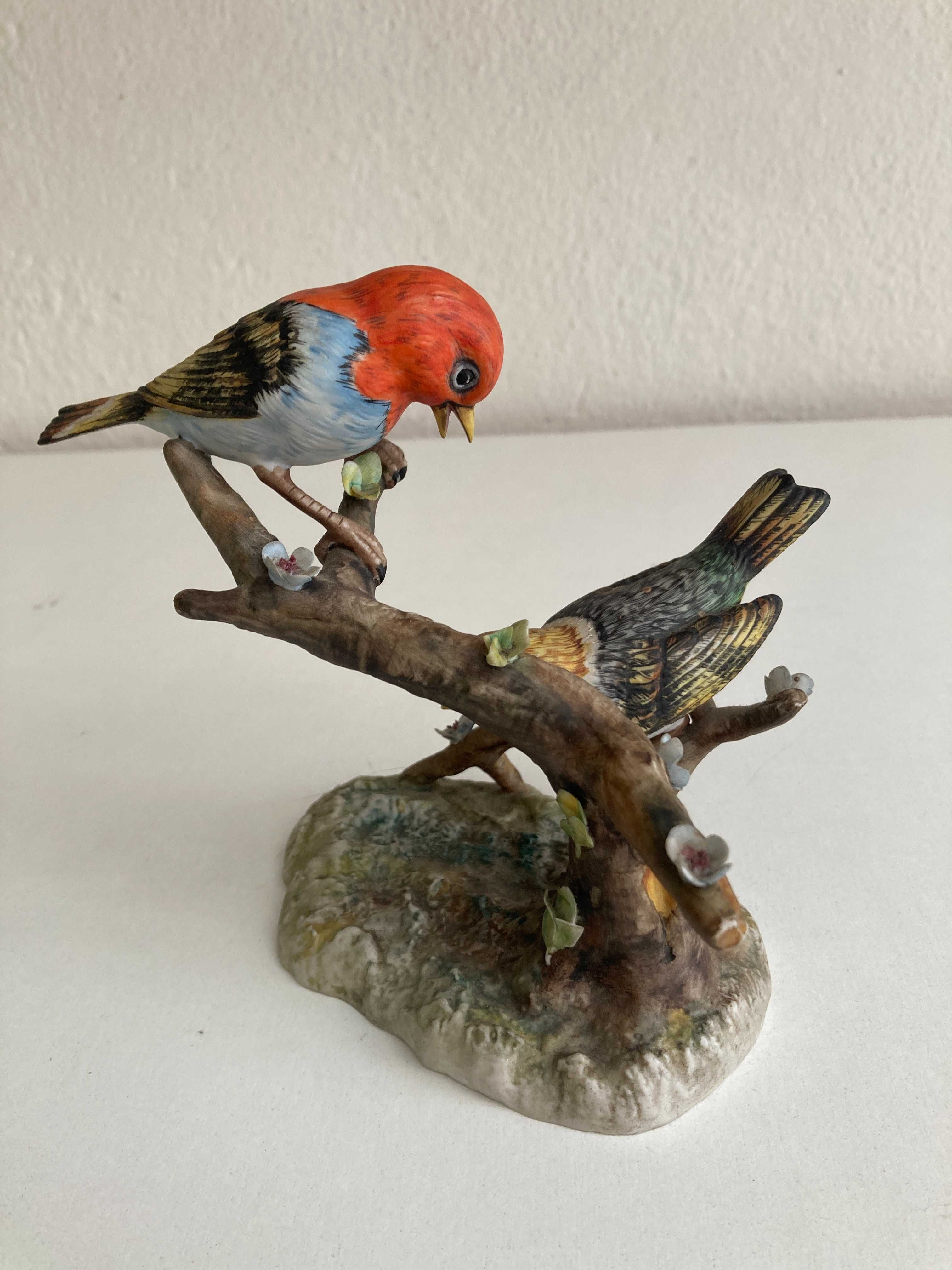 Par de Passaros Escultura em Biscuit da Vista Alegre Assinada