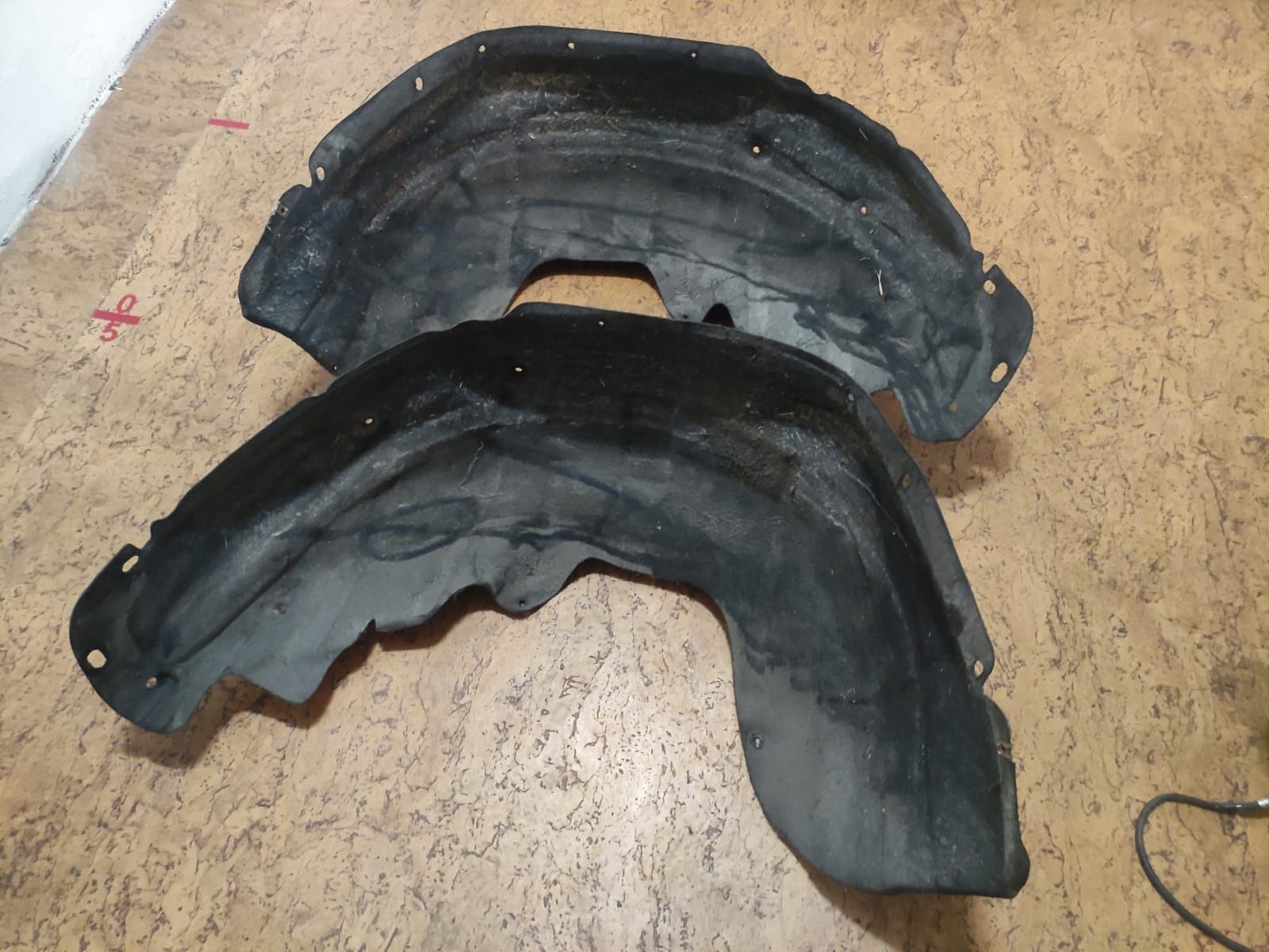 Nadkole tył lewe prawe Jeep grand cherokee wk2