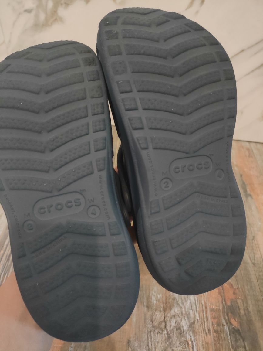 Продам crocs (крокси) дитячі розмір 34-35