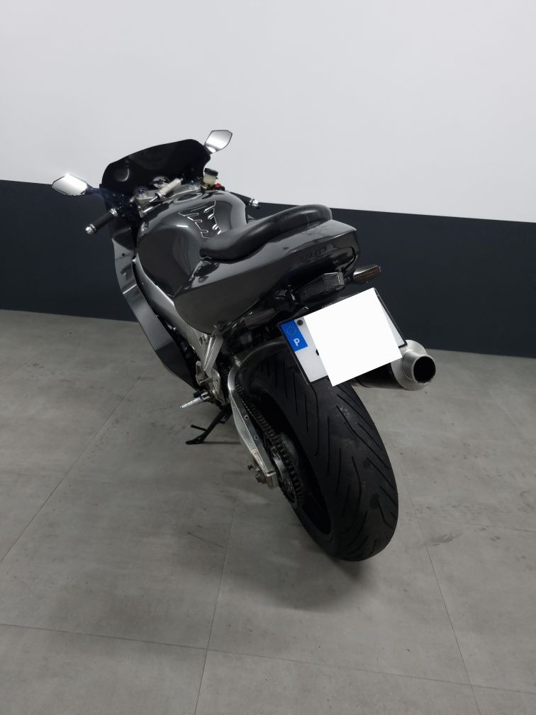 Susuki Gsx_r 750