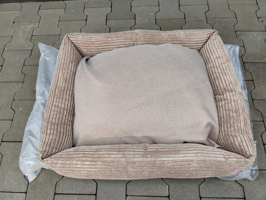 Legowisko dla psa Tiaki Cord Lincoln 77x66 cm