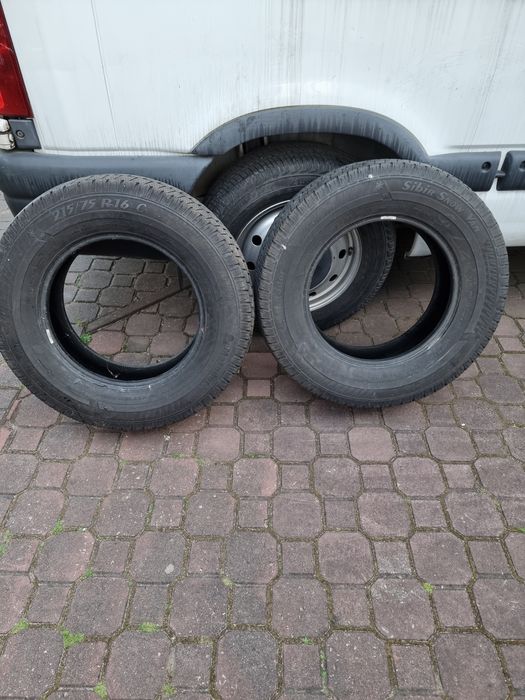 Opony zimowe do busa 215/75/16 c