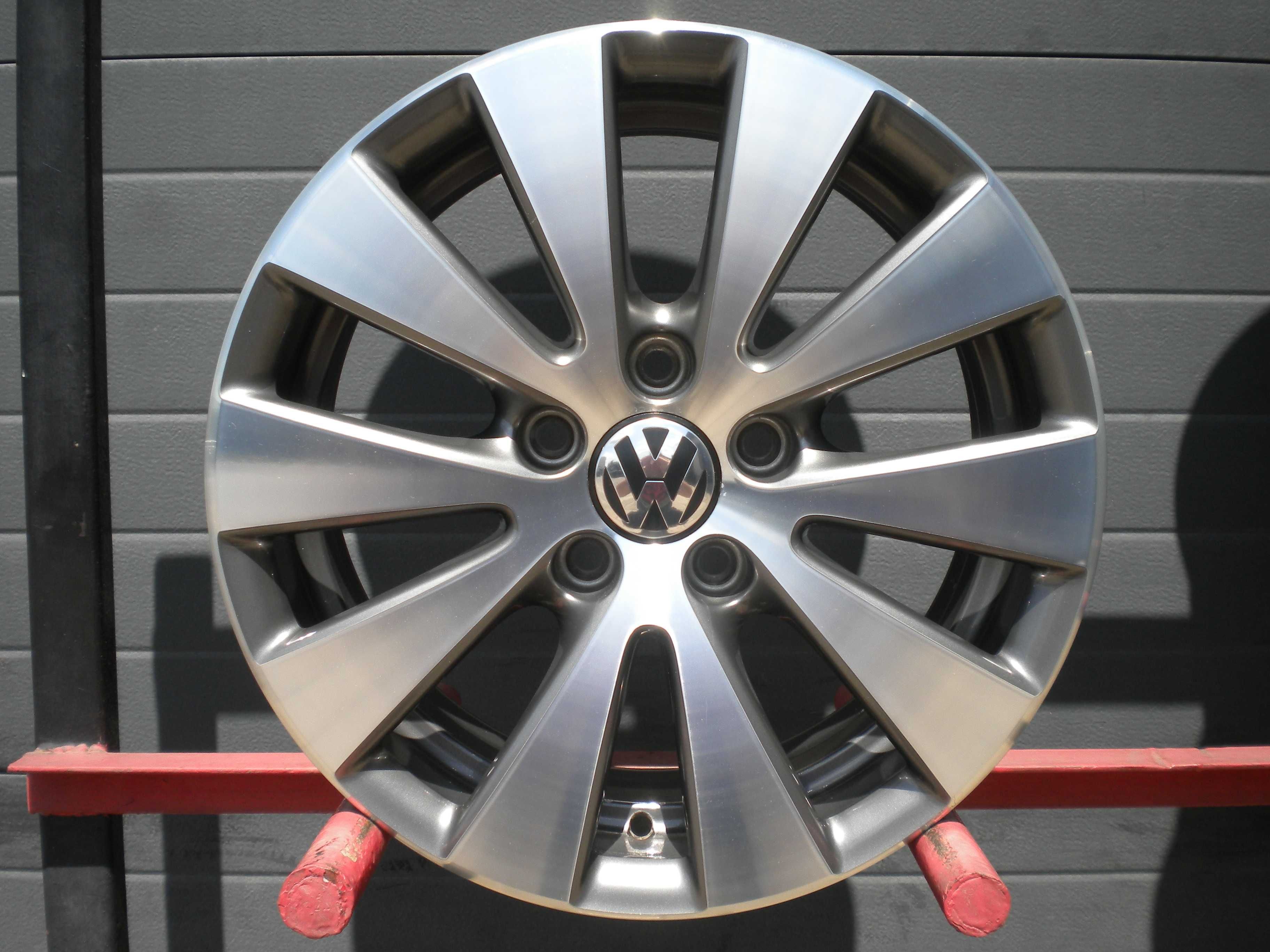 Felgi aluminiowe 16 5x112 org Vw Passat B6 B7 Golf VIII Eos Skoda Yeti