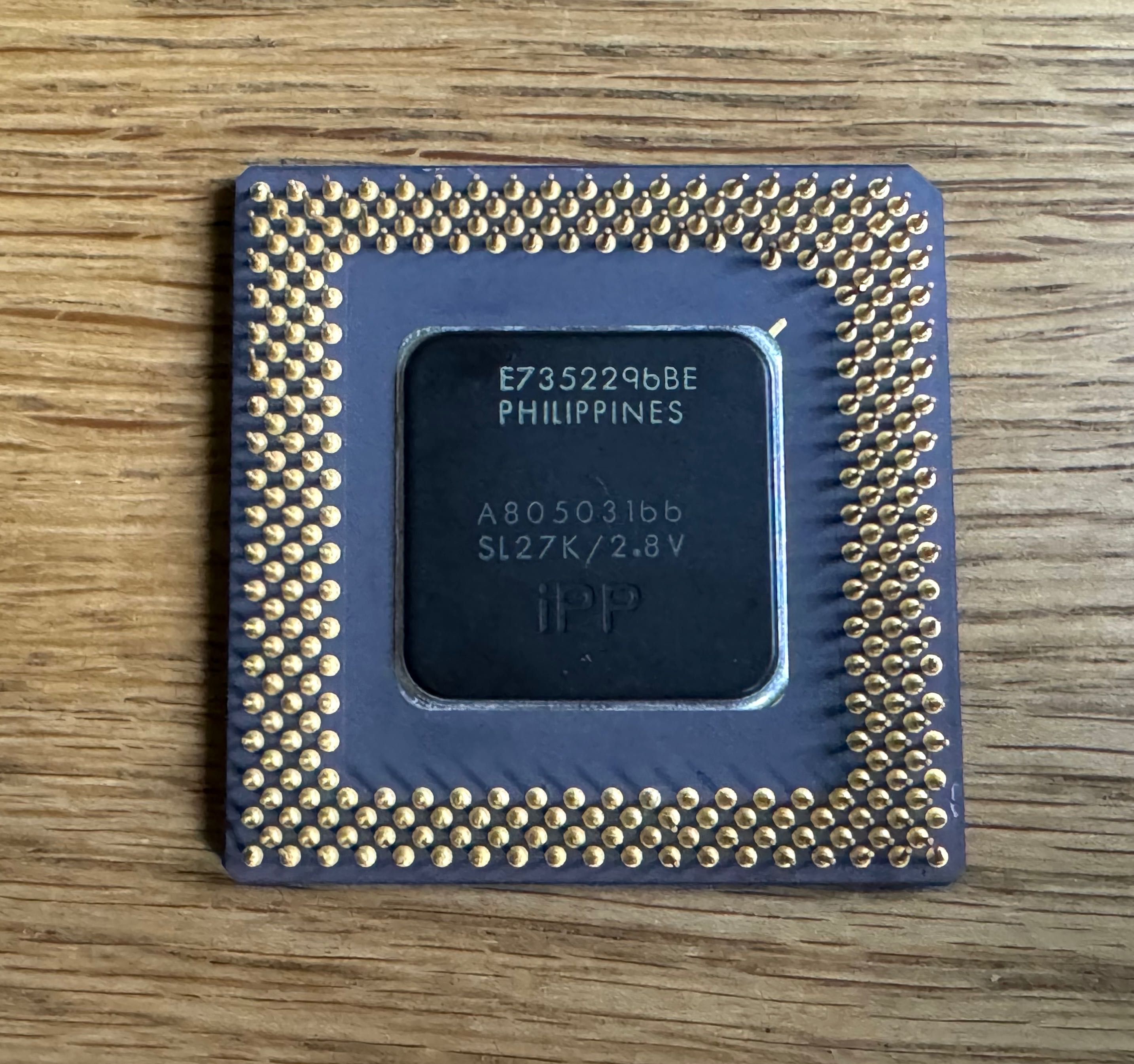 Procesor Intel Pentium MMX 166Mhz