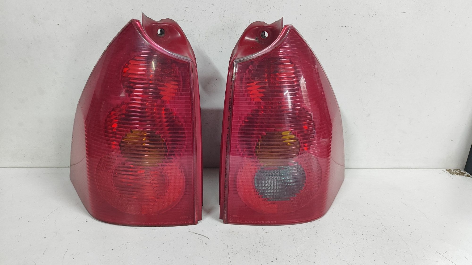 Lampa tył tylna Peugeot 307 SW kombi przed liftem