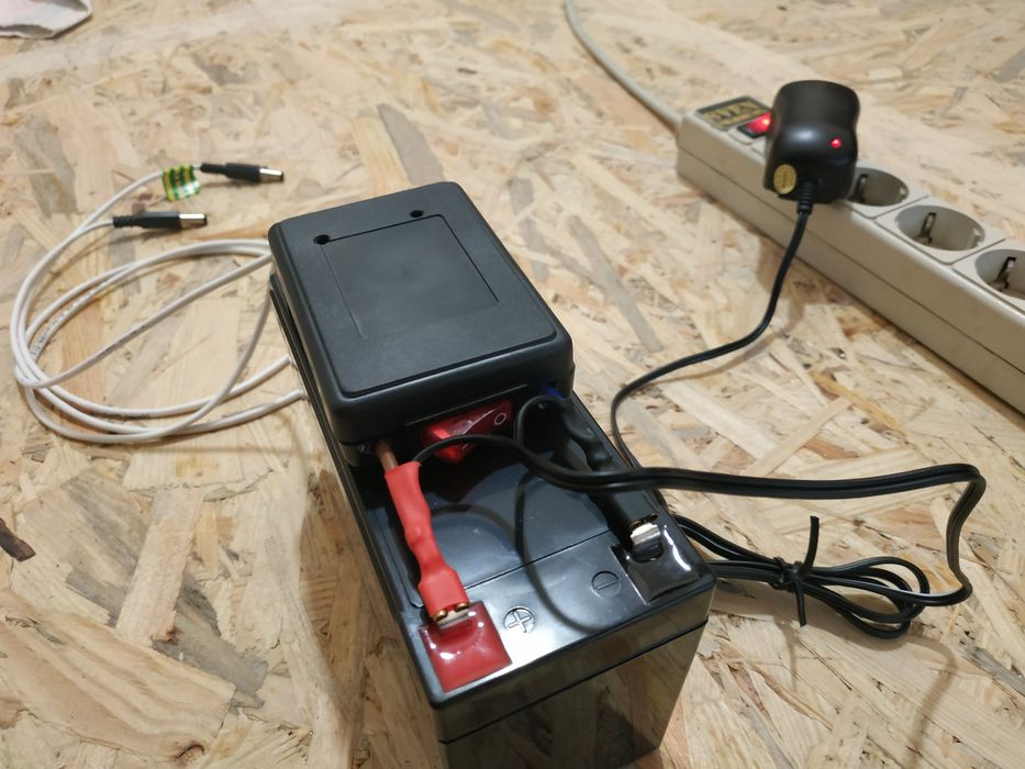 Ббж для роутера і декодера оптоволокна