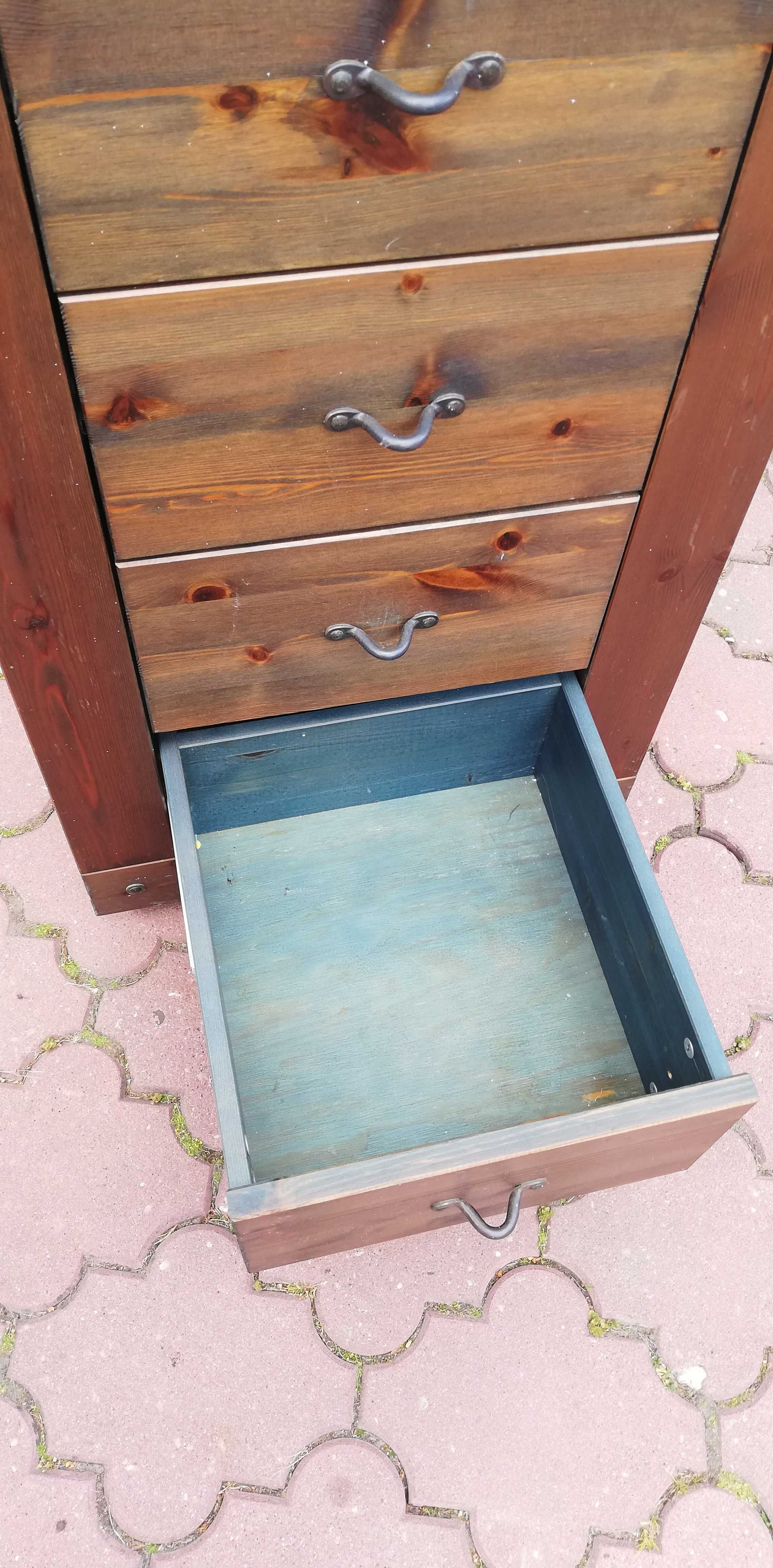 Komoda sosnowa drewniana bieliźniarka szafka z półkami słupek szuflady