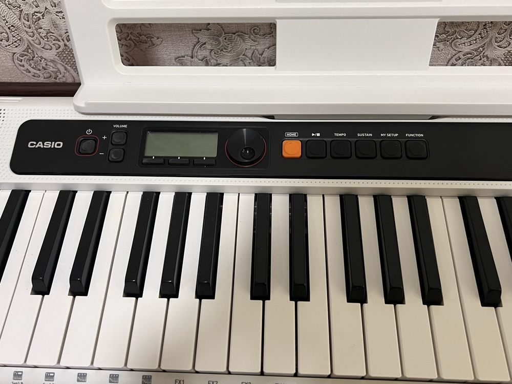 Синтезатор Casio CT-S200 WE білий