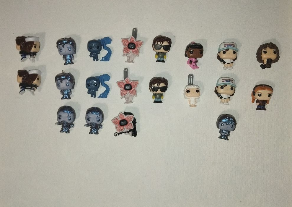 фігурки kinder joy "stranger things"