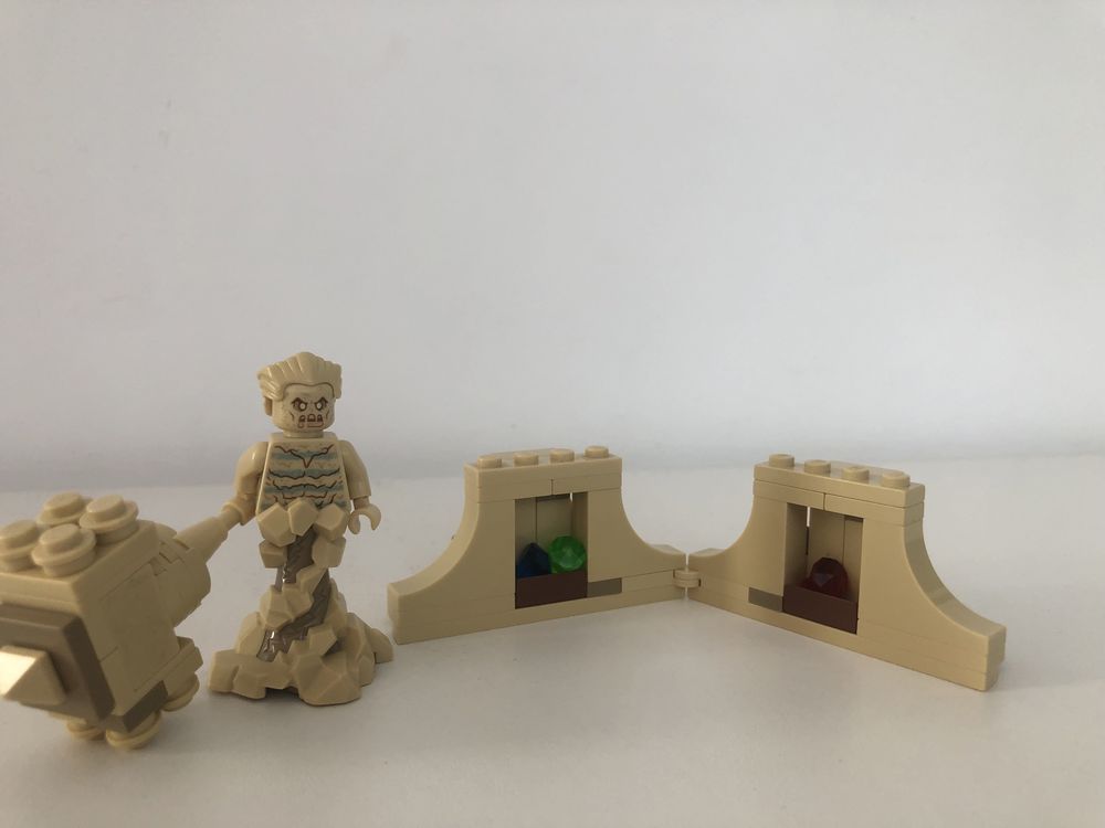 Klocki Lego Marvel 76114 Mechaniczny Pająk Spider-Mana