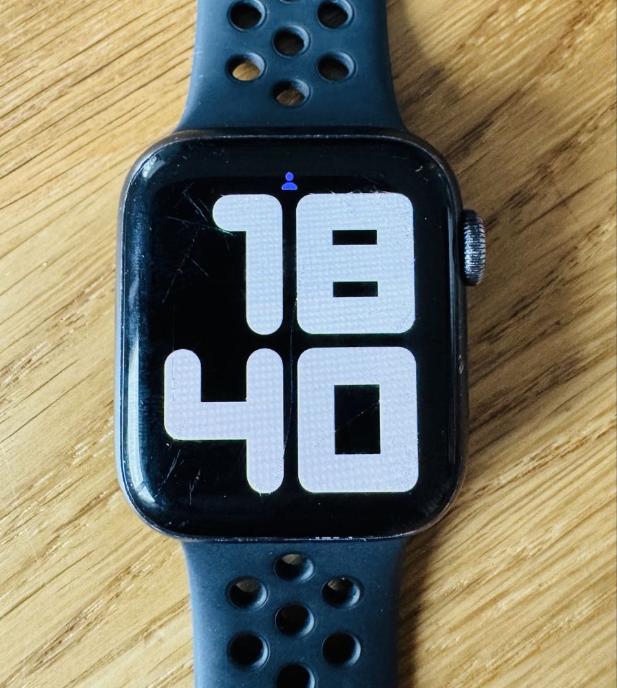Apple Watch 6 Nike 40mm Space Gray