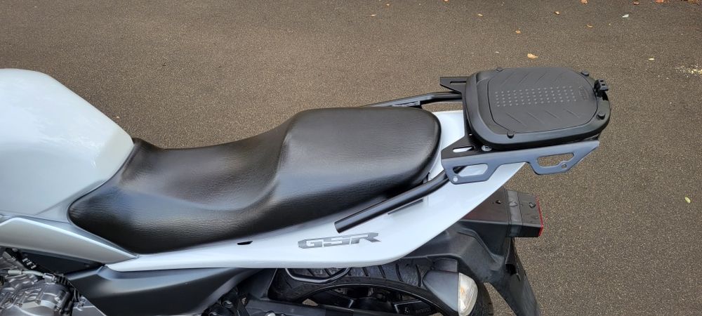 Suzuki GSR 250. 2015p. Сузукі.