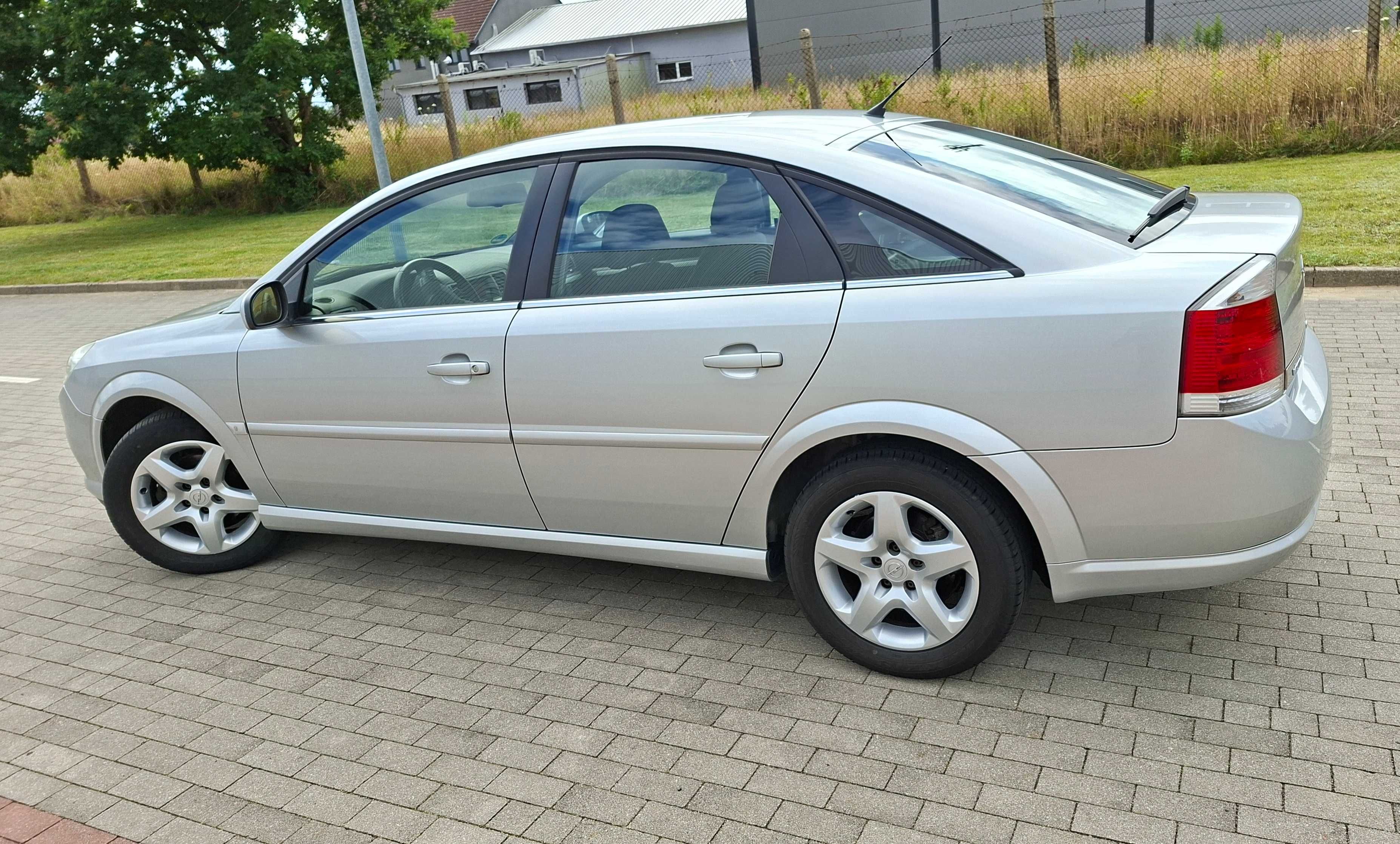 Śliczna VECTRA 1.8 *140 KM *Elegance *BOGATA OPCJA *tylko 207.000 km !