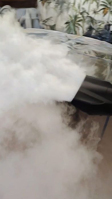 Wytwornica ciężki dym taniec w chmurze