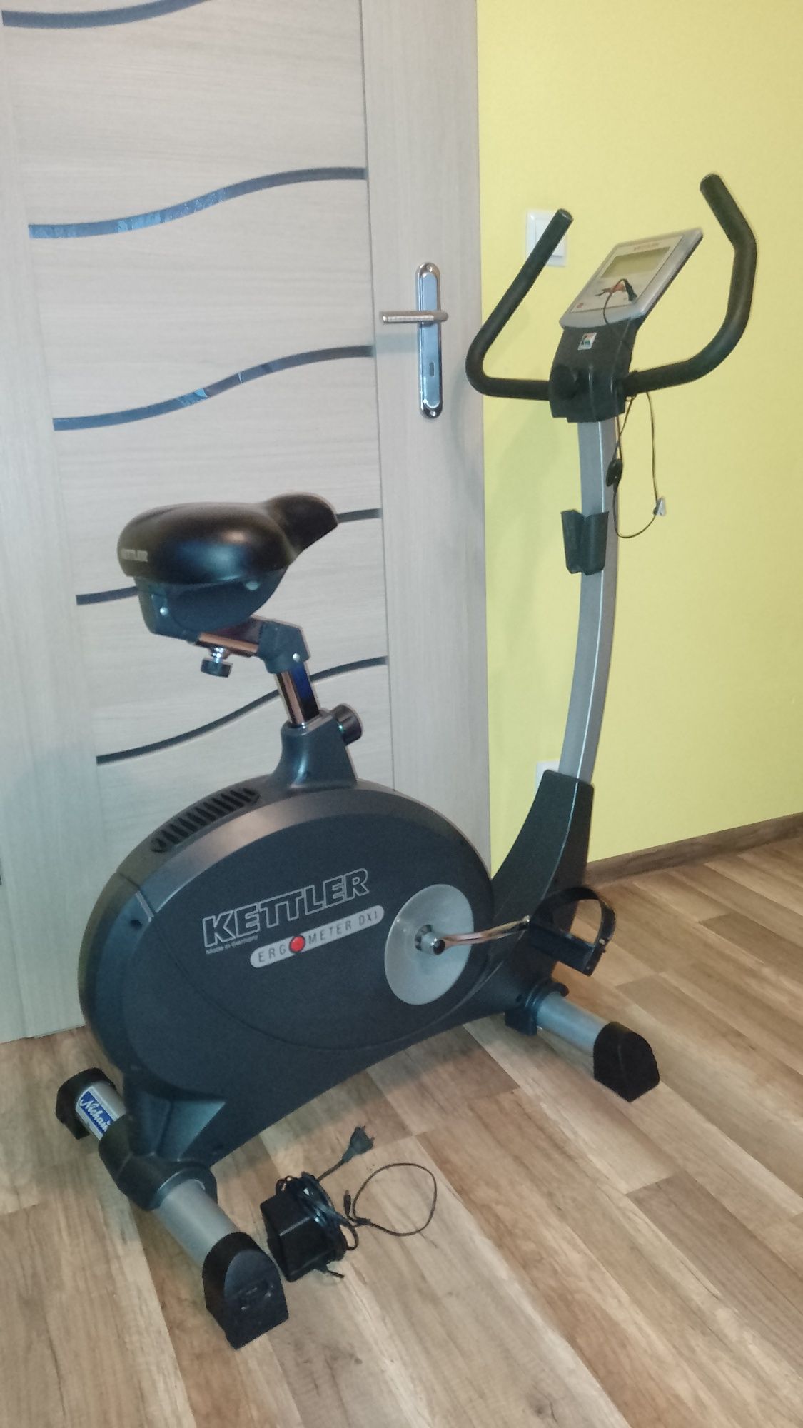Rower stacjonarny elektromagnetycznyRechabilitacyjnyTre