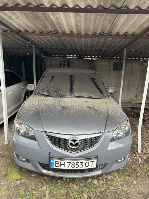 Продам мазду 3 2004