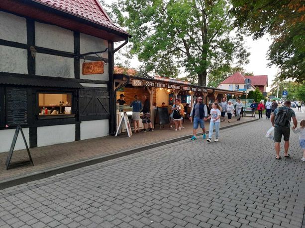 Lokal gastronomiczny i sklepik do wynajęcia