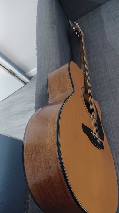 Guitarra Eletro-acústica Takamine