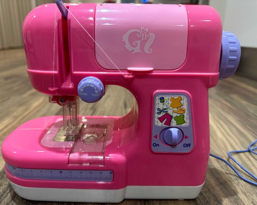 Máquina de costura de brincar