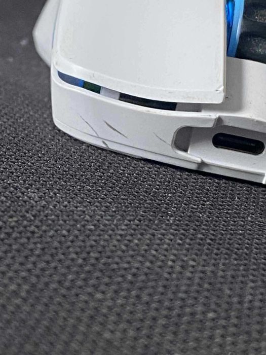 Myszka Glorious model O wireless