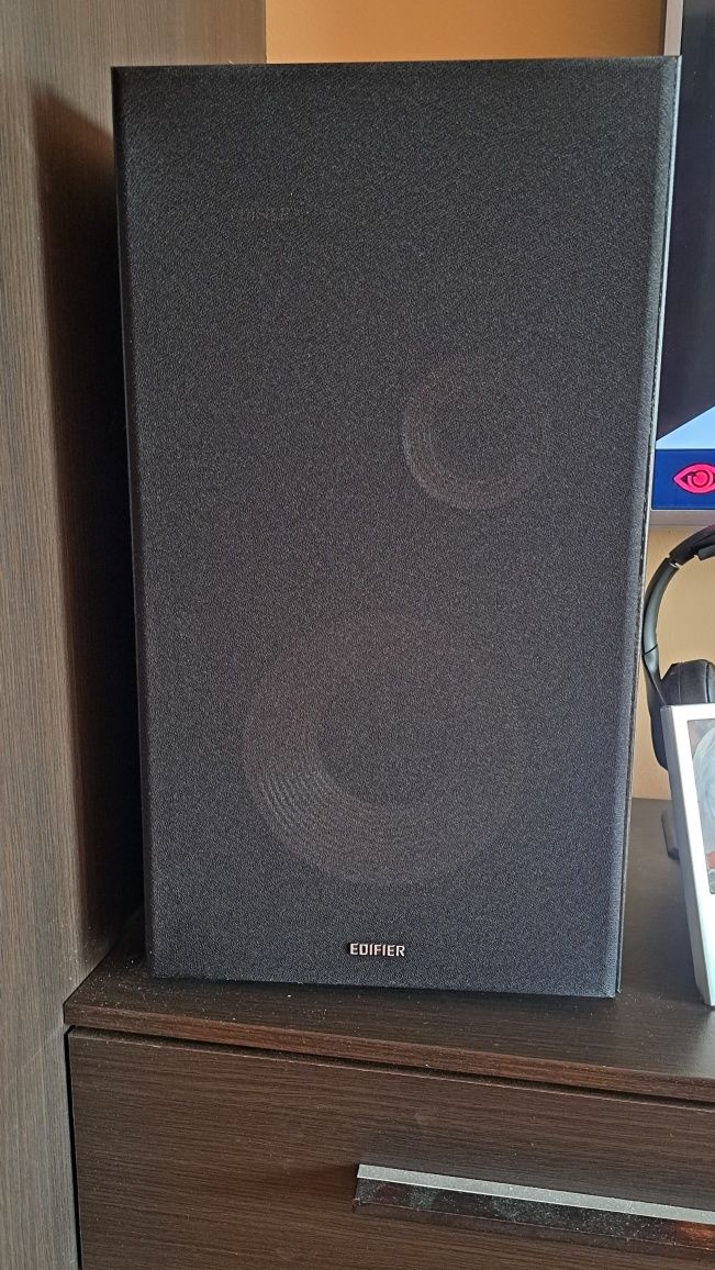 Edifier r2850db plus subwoofer Edifier t5