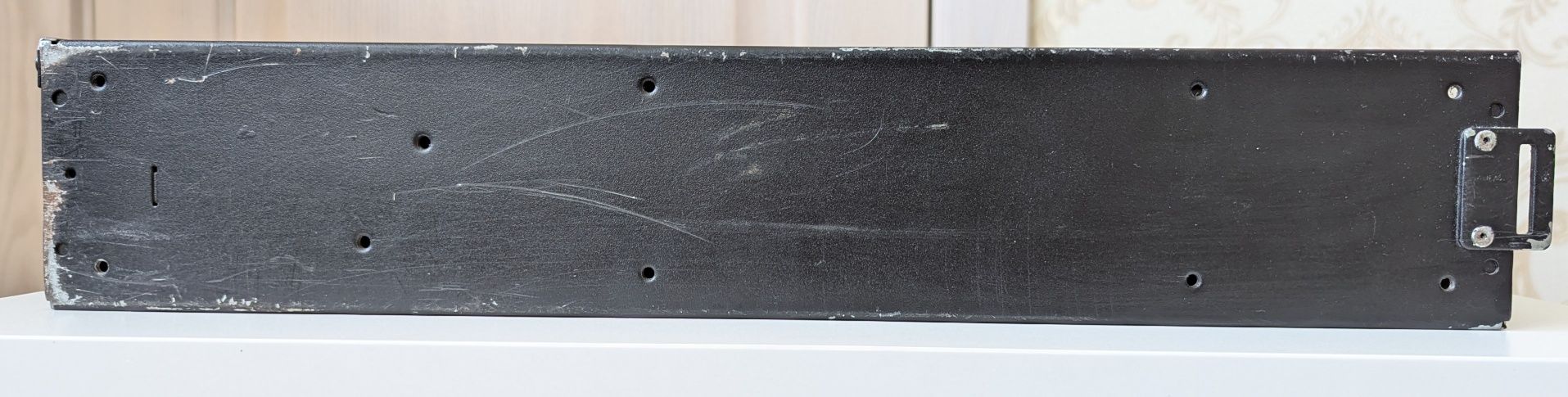 ДБЖ APC Smart-UPS RT, 2000 ВА (SURT2000XLI)