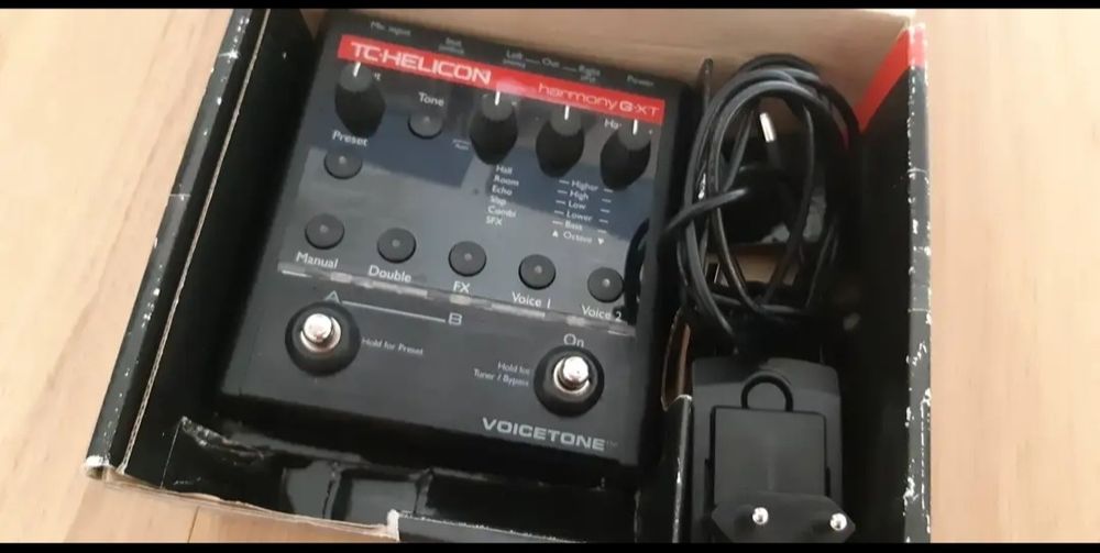 TC-HELICON voicetone harmony-G XT.