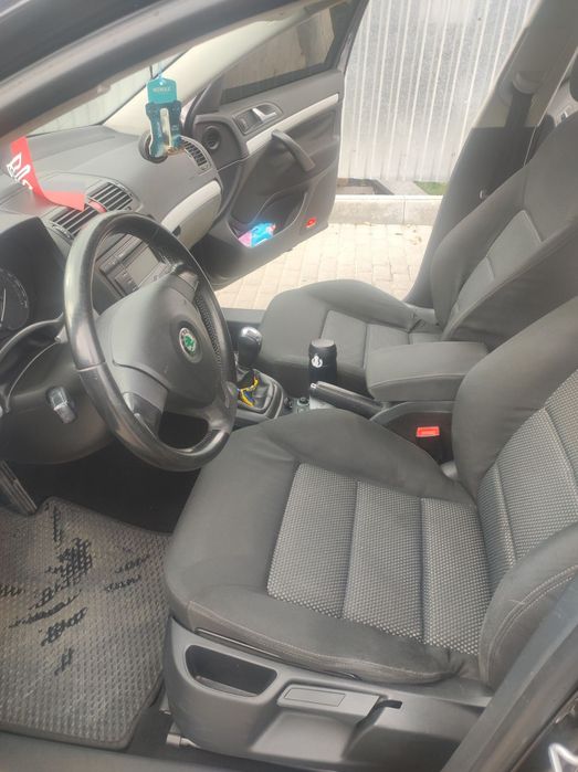 Продам шкода а5 1.6 газ-бенз