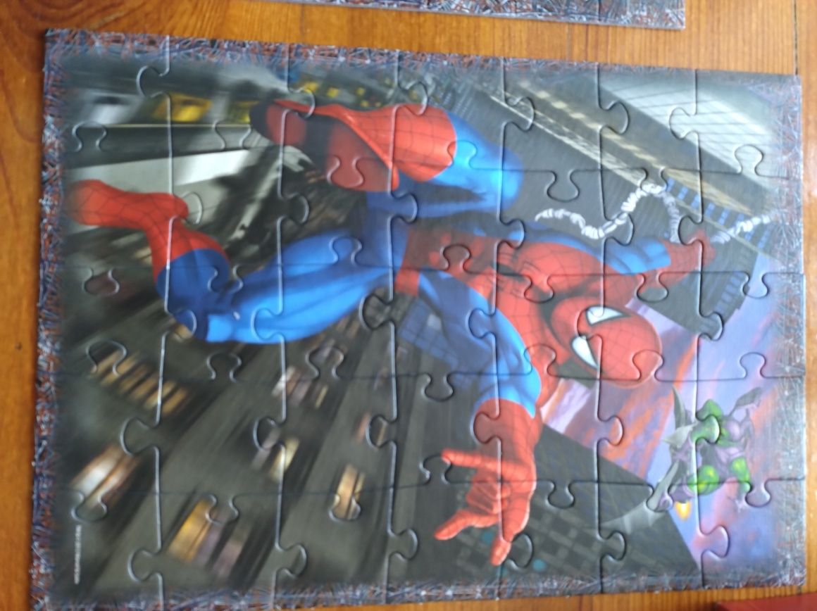 Puzzle 4 w 1 Spider-Man