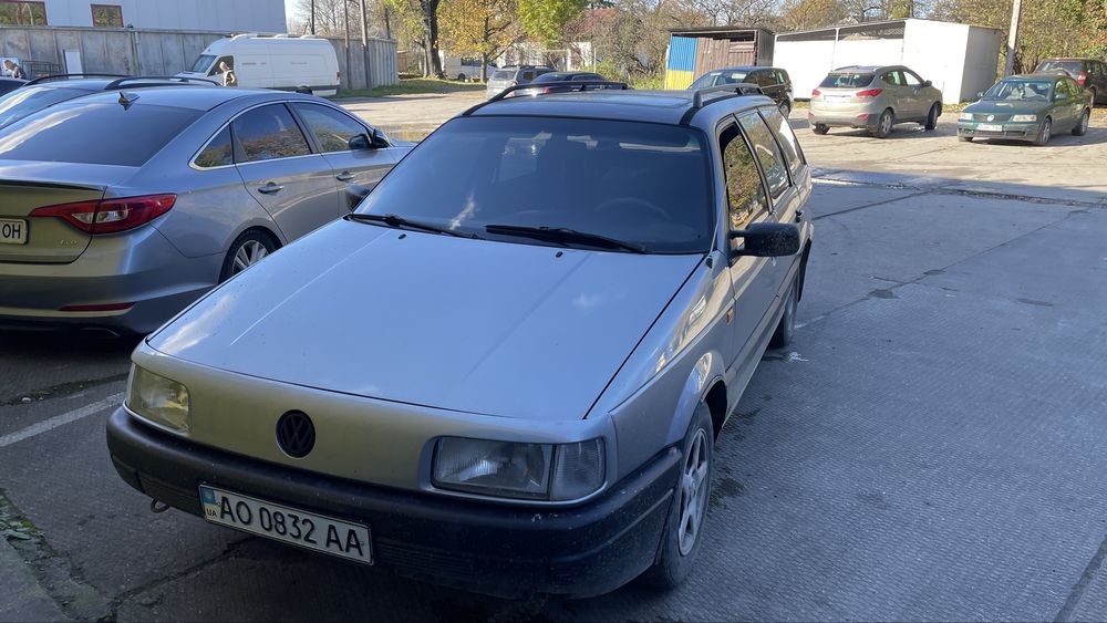Vw passat B3 1.6 бензин