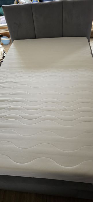 Sprzedam Łóżko 120x200.