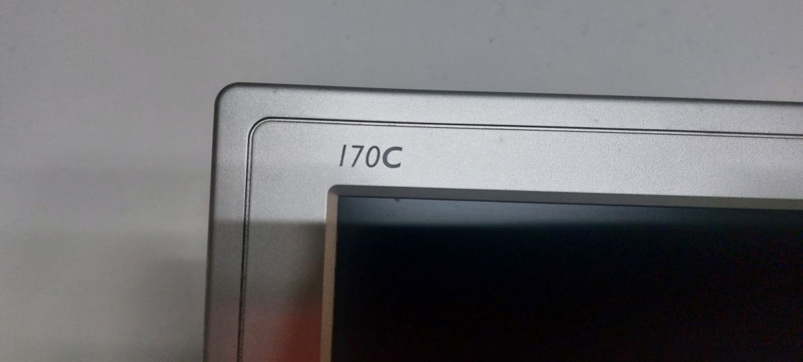 Monitor computador Philips 17