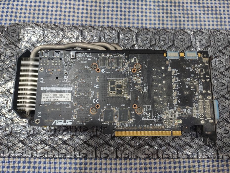 Placa gráfica GTX 660 ti 2gb