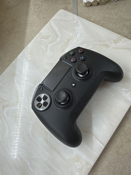 Razer Raiju Ultimate джойстик