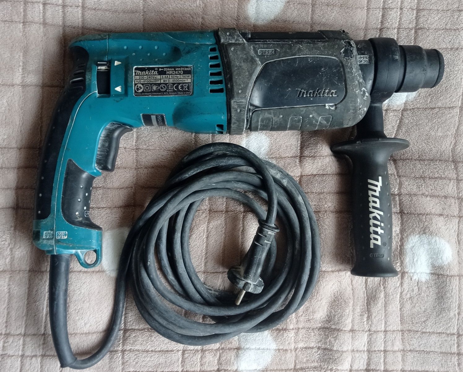 Перфоратор Makita 2470