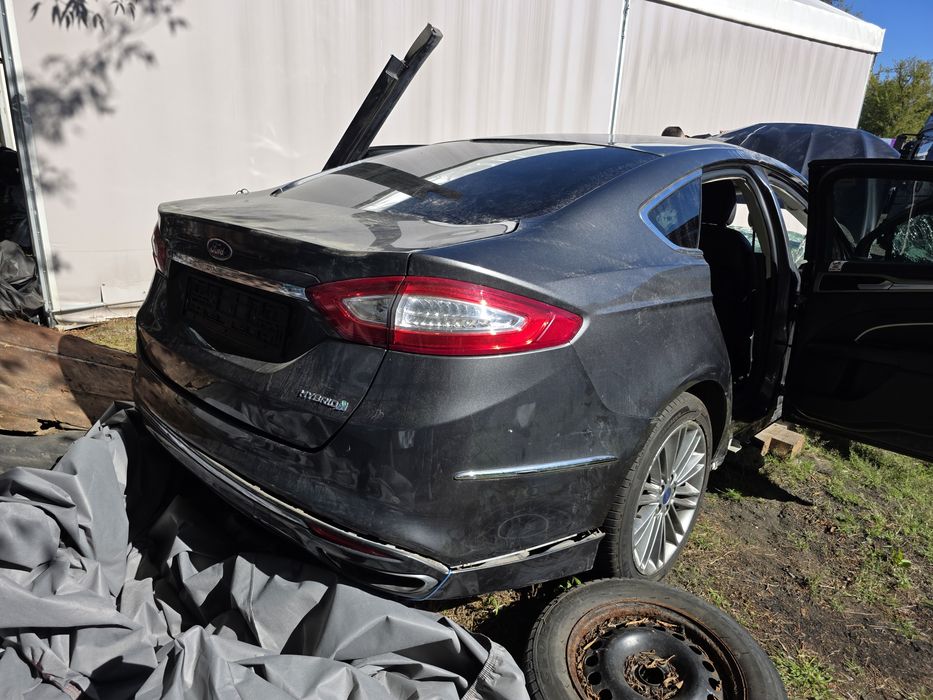 Ford Mondeo Hybrid