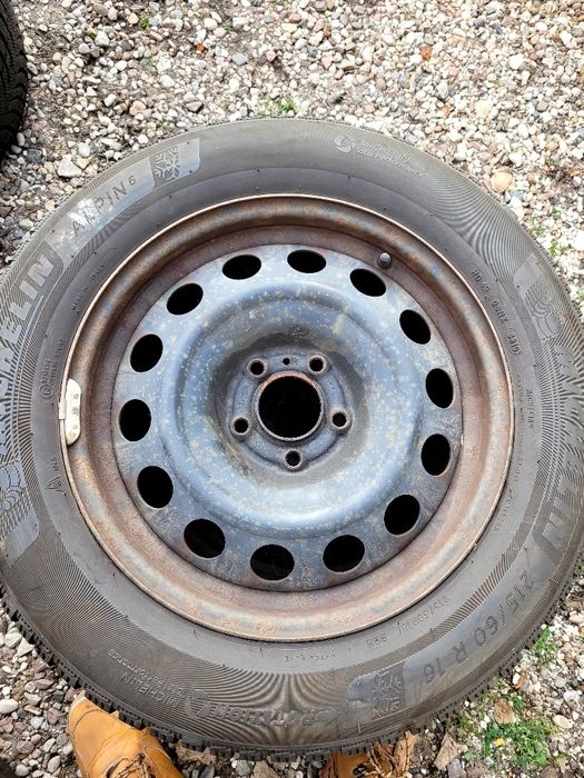 215/60 16 Michelin zimowe